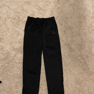 Nike therms-fit sweatpants
